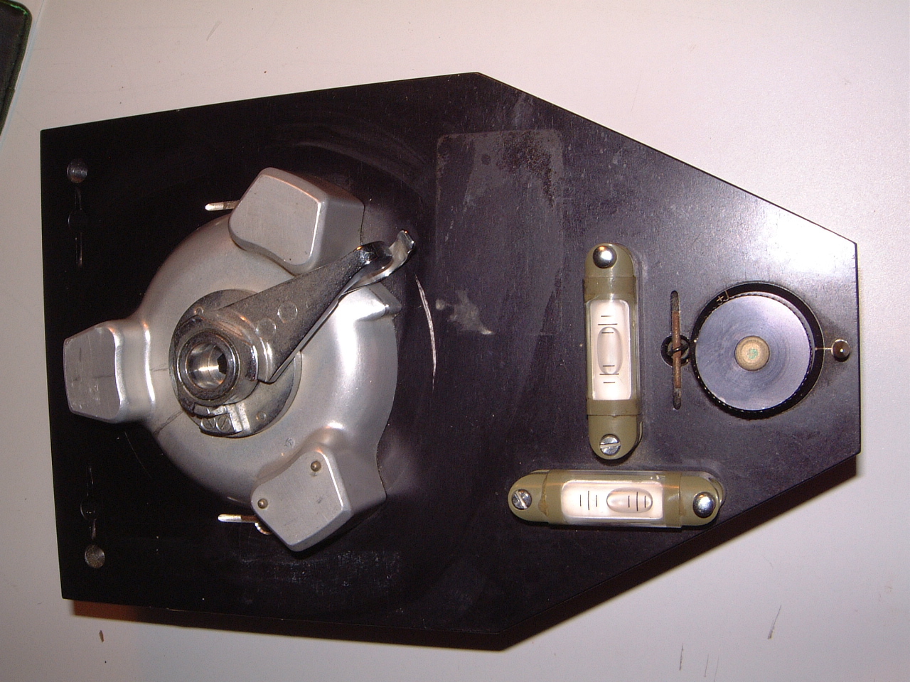 Kern adjusting plate with two levels and 193 adapter