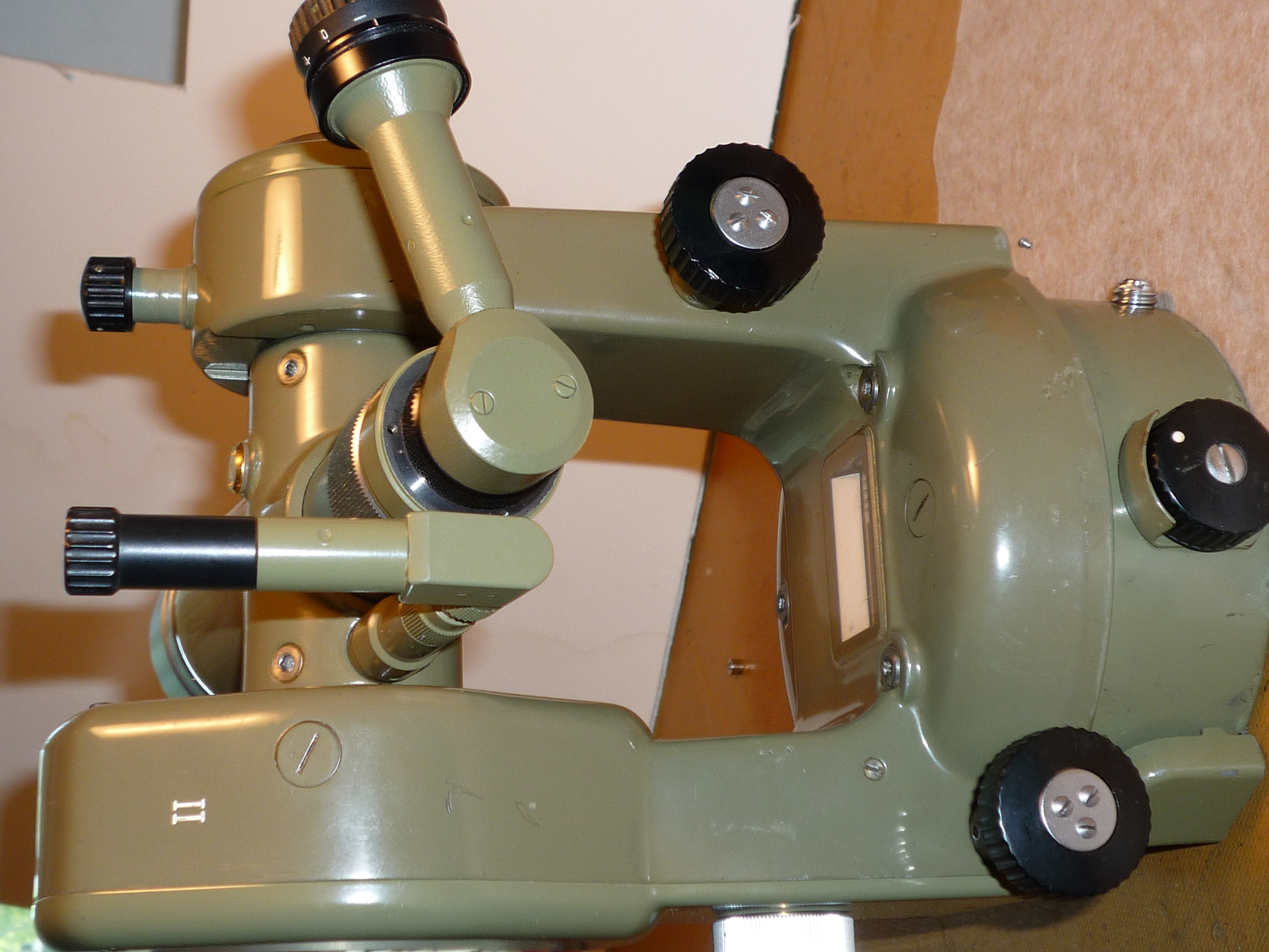 Kern DKM2-A with Elbow eyepiece