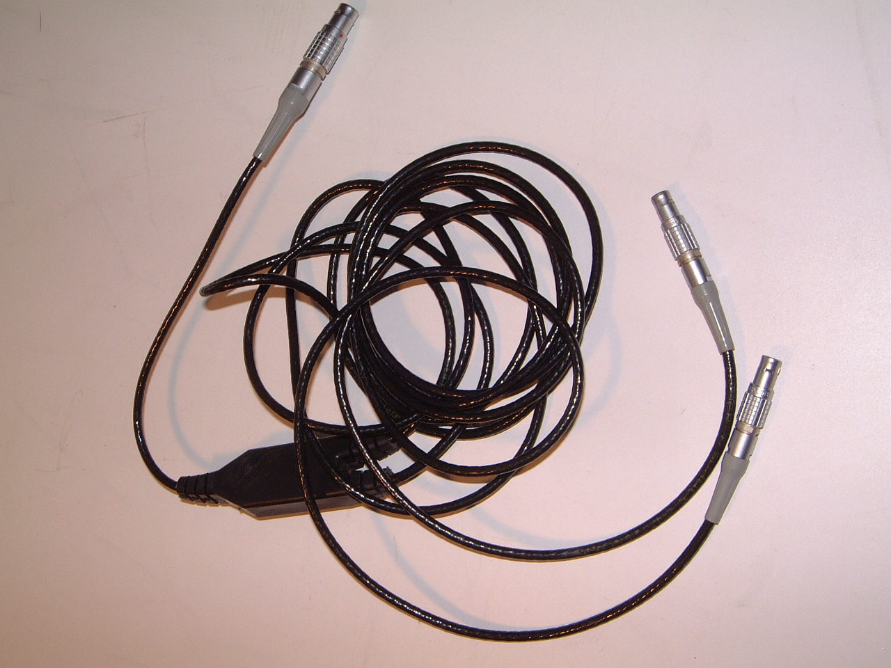 Wild T-cable