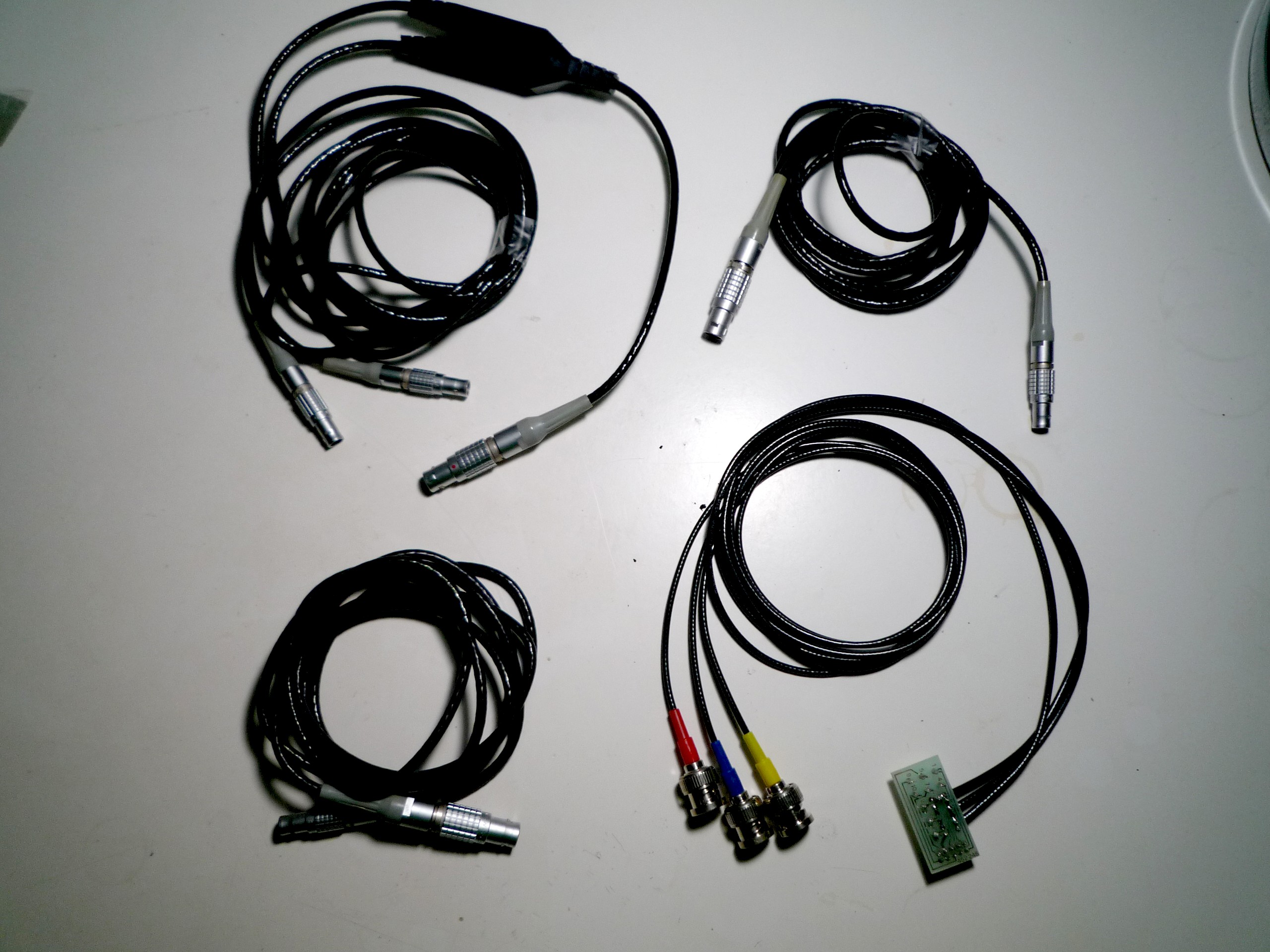 Electronic Theodolite lemo_plug