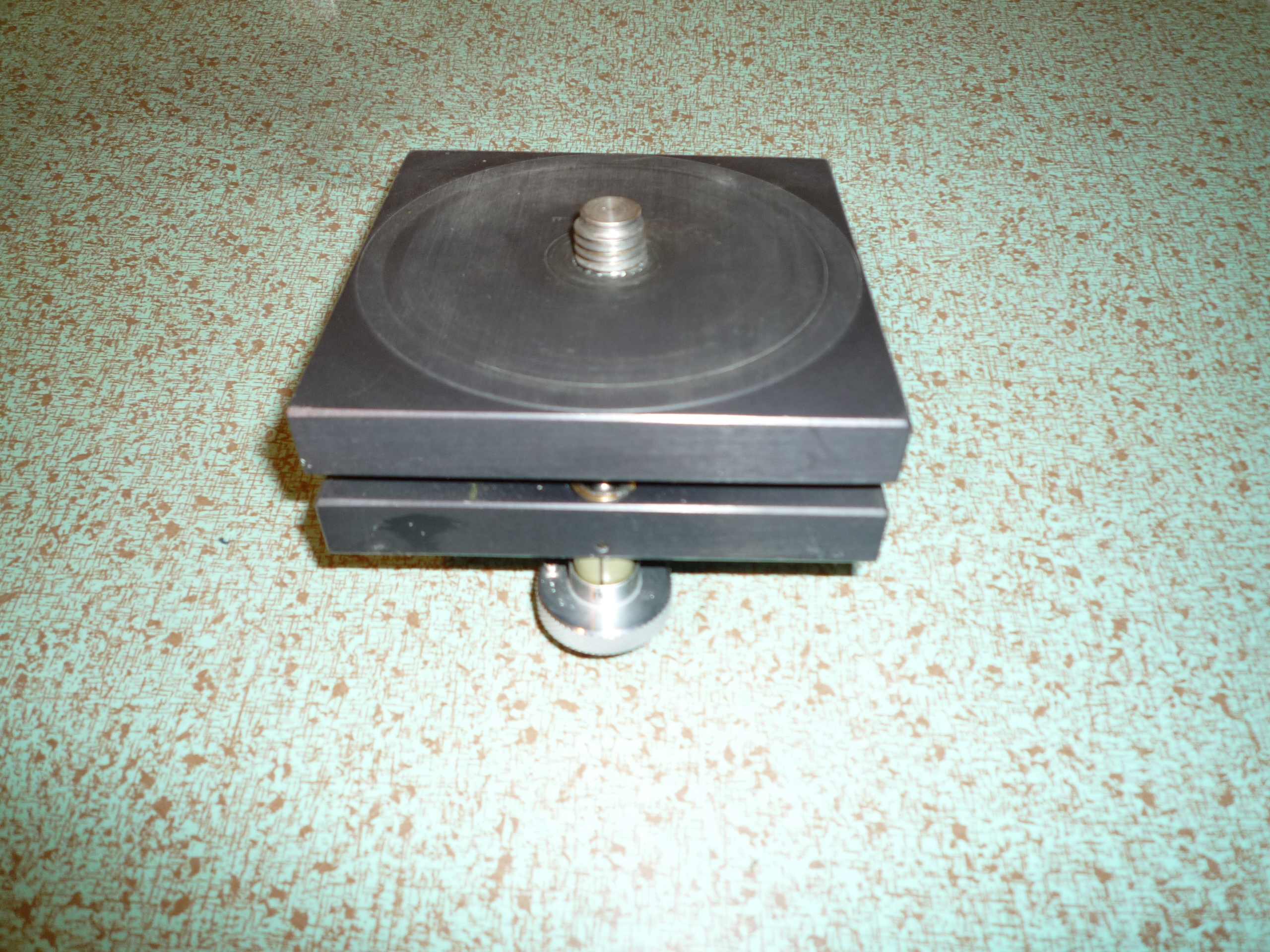 Wild levels adjustment device